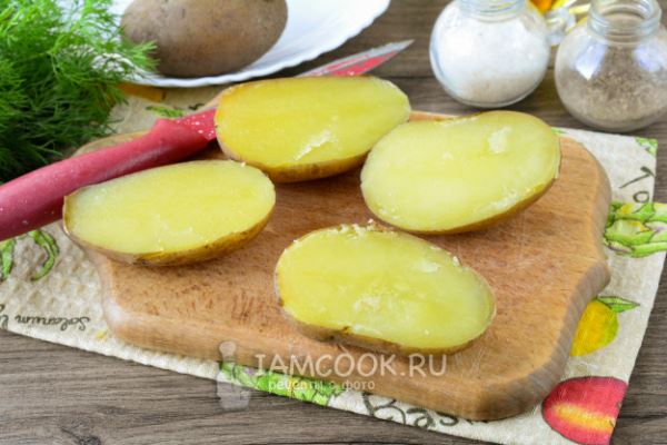 Картофель, фаршированный беконом